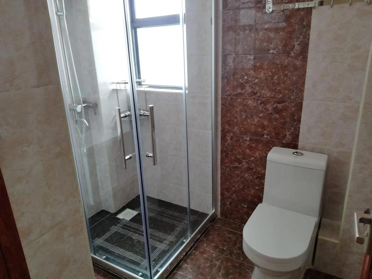 Serviced 2 Bed Apartment with En Suite at Yaya Center - 5