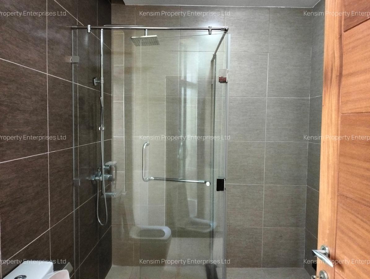 4 Bed Townhouse with En Suite in Runda - 12