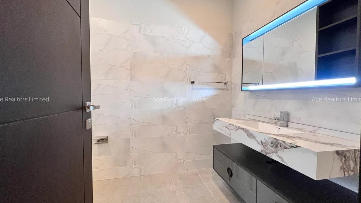 2 Bed Apartment with En Suite at Riverside Drive - 15