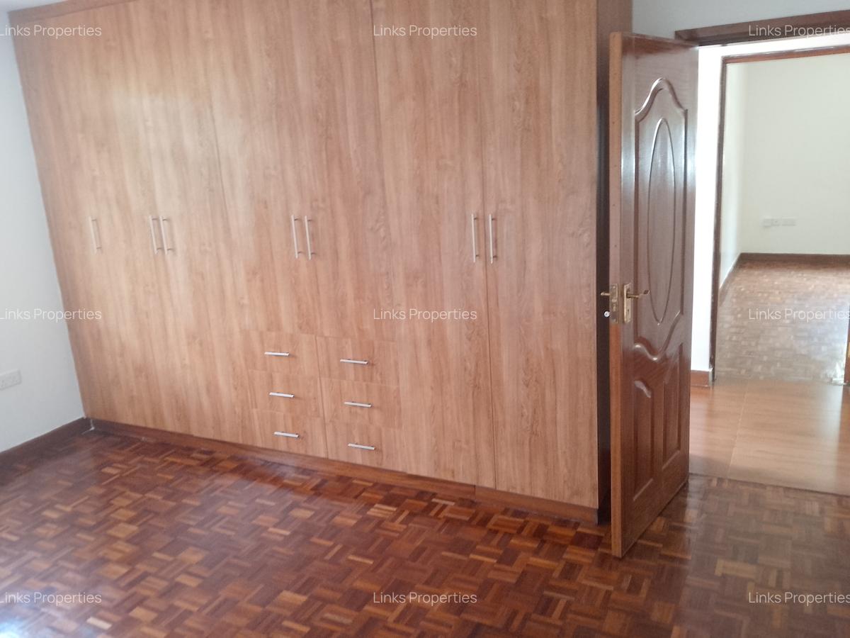 4 Bed Townhouse with En Suite at Karen - 10