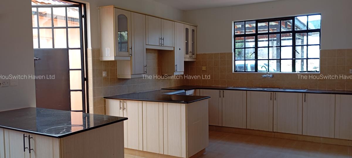 4 Bed House with En Suite at Glory Rd - 7