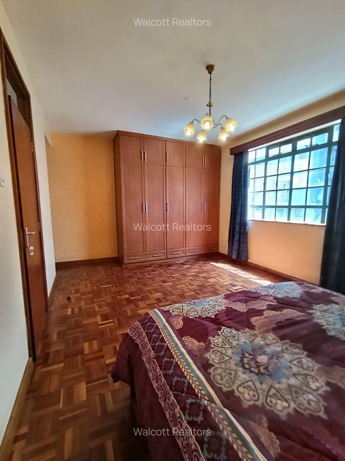 3 Bed Apartment with En Suite in Lavington - 11