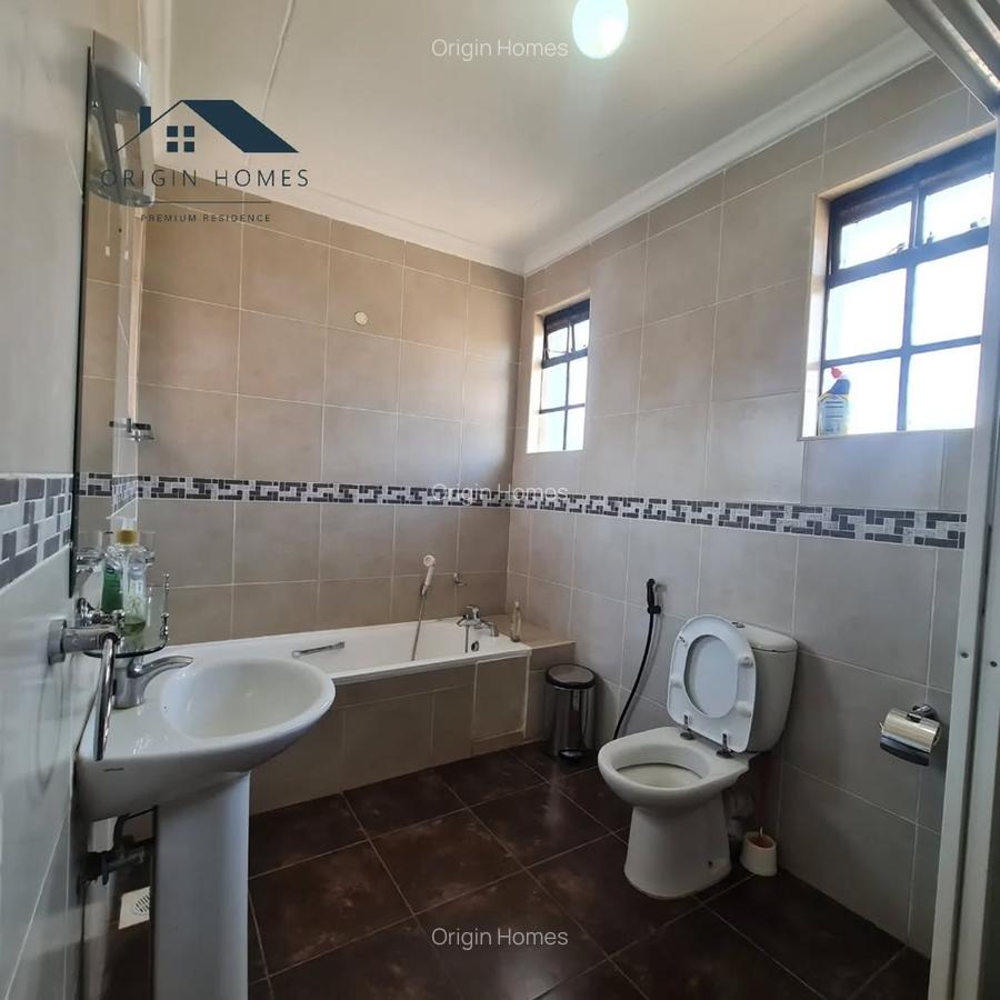 Serviced 3 Bed Apartment with En Suite in Riverside - 17