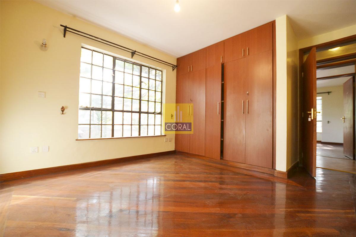 4 Bed Apartment in Westlands Area - 18