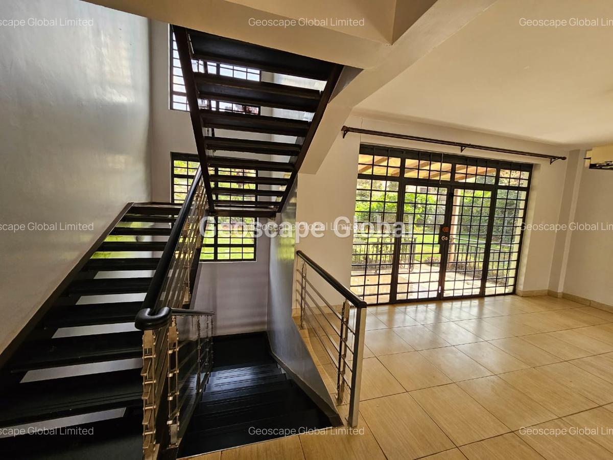 4 Bed Townhouse with En Suite in Kiambu Road - 12