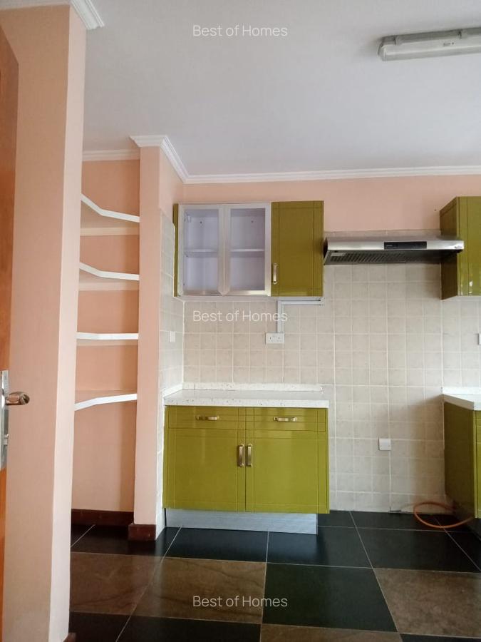 3 Bed Apartment with En Suite in Lavington - 2