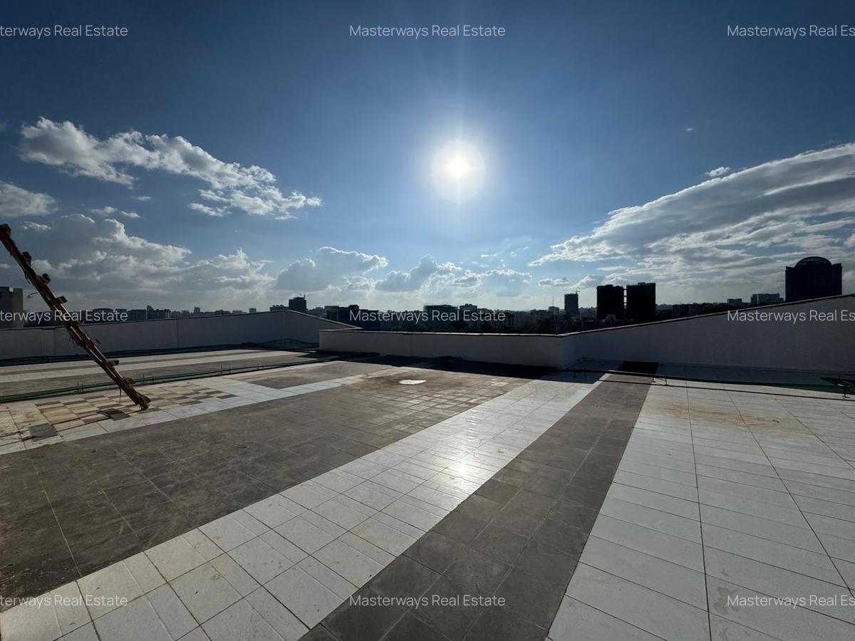 Studio Apartment with Swimming Pool at Sports Road - 6