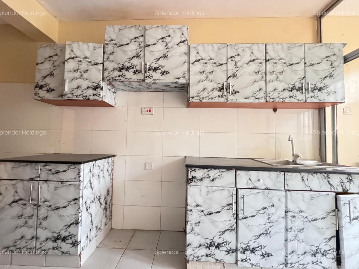 3 Bed Apartment with En Suite in Lavington - 4