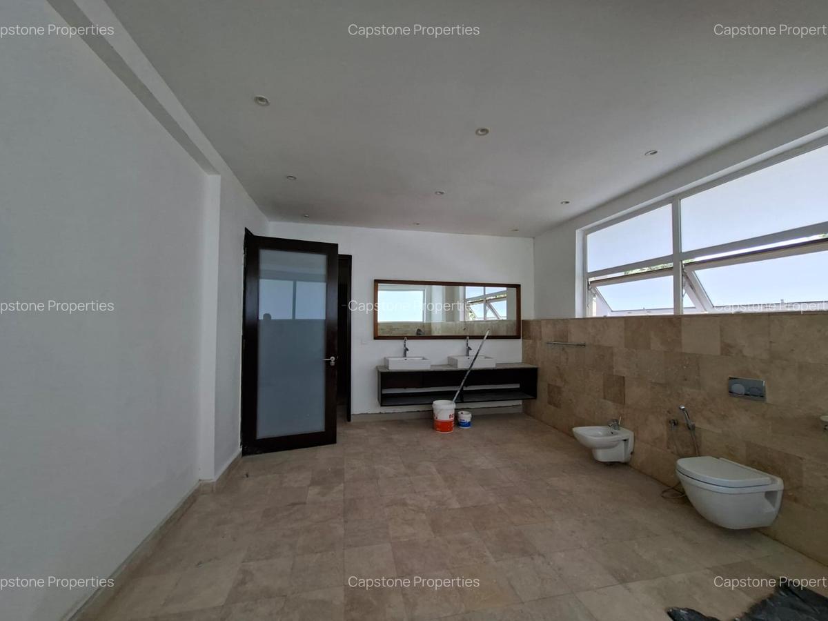 5 Bed House with En Suite at Runda - 5