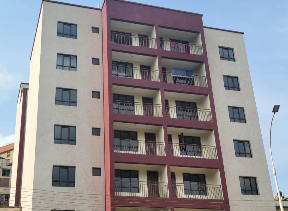 2 Bed Apartment with En Suite at Parklands - 1