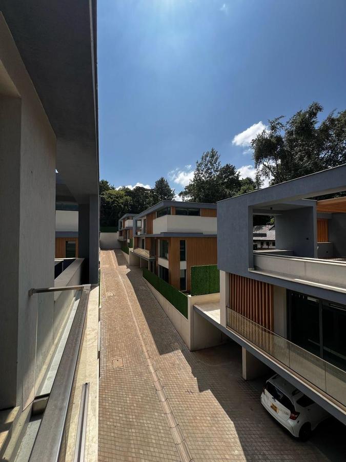 5 Bed Townhouse in Lavington - 19
