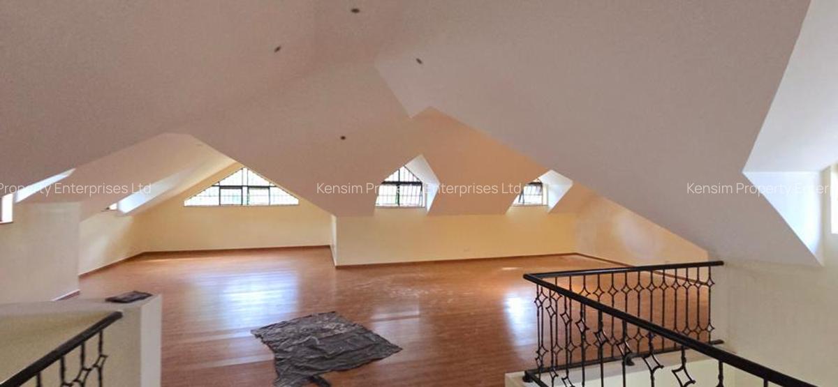 5 Bed Townhouse with En Suite in Lavington - 7