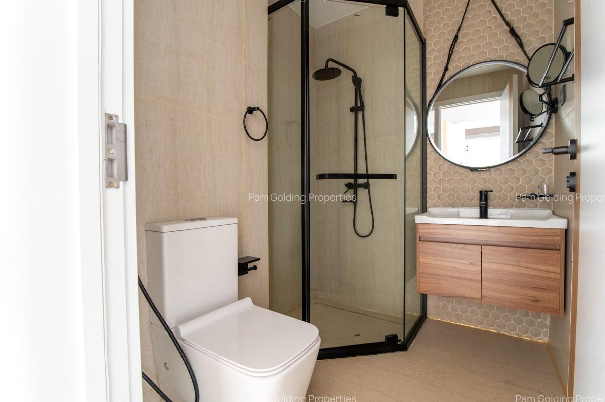 2 Bed Apartment with En Suite in Westlands Area - 11