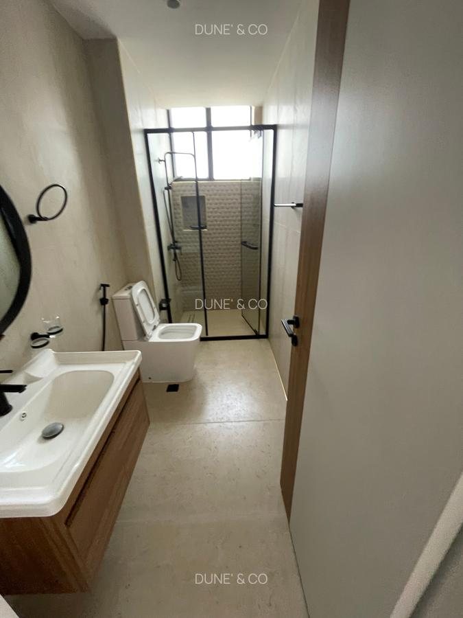 2 Bed Apartment with En Suite in Brookside - 11