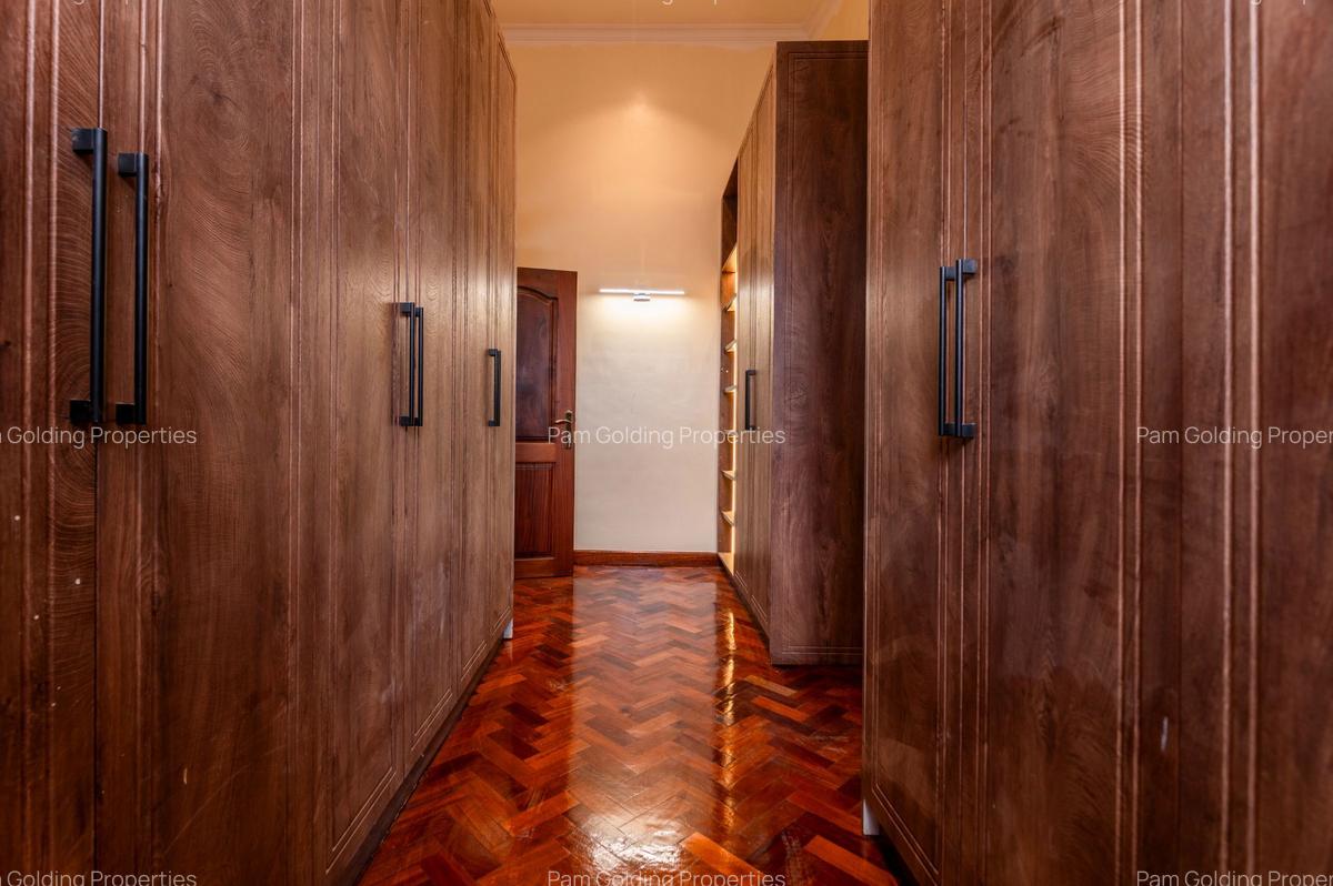 4 Bed House with En Suite in Karen - 13