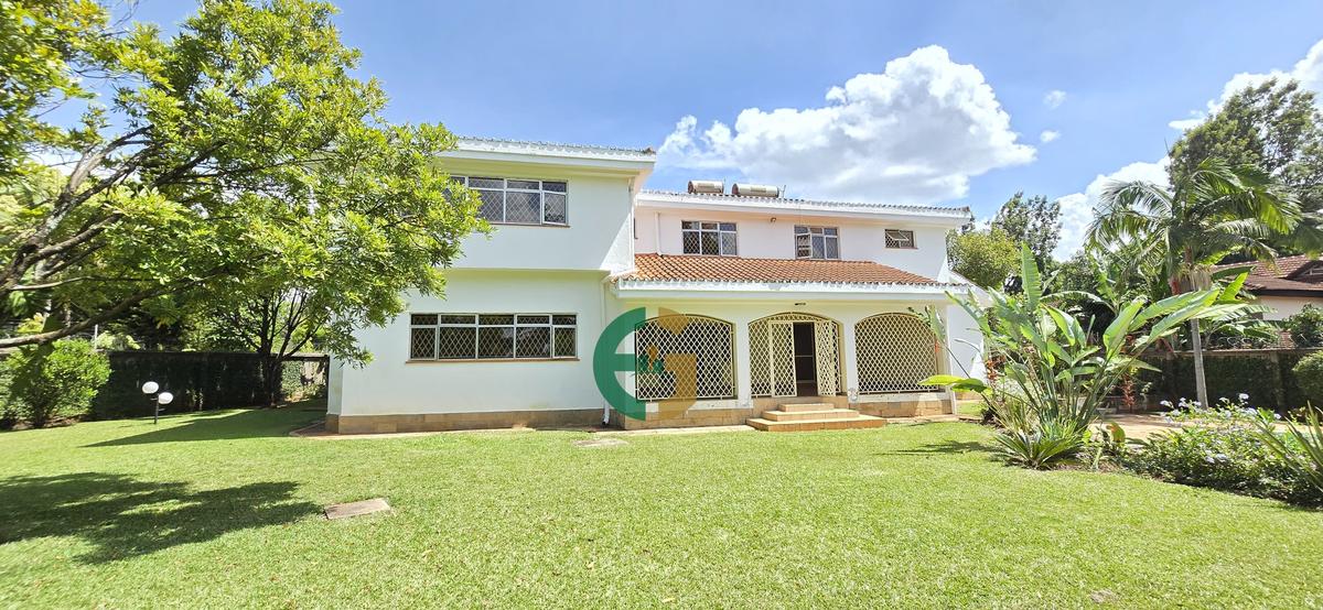 5 Bed House with En Suite in Runda - 3