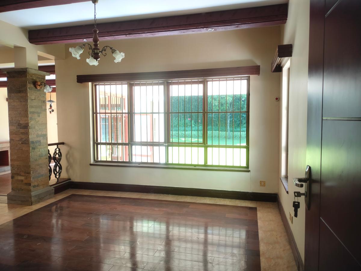 5 Bed Townhouse with Swimming Pool at Close To Germany School And Roslyn Academy - 15