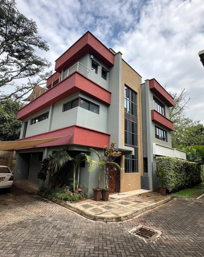 5 Bed Townhouse with En Suite at Convent Drive - 1