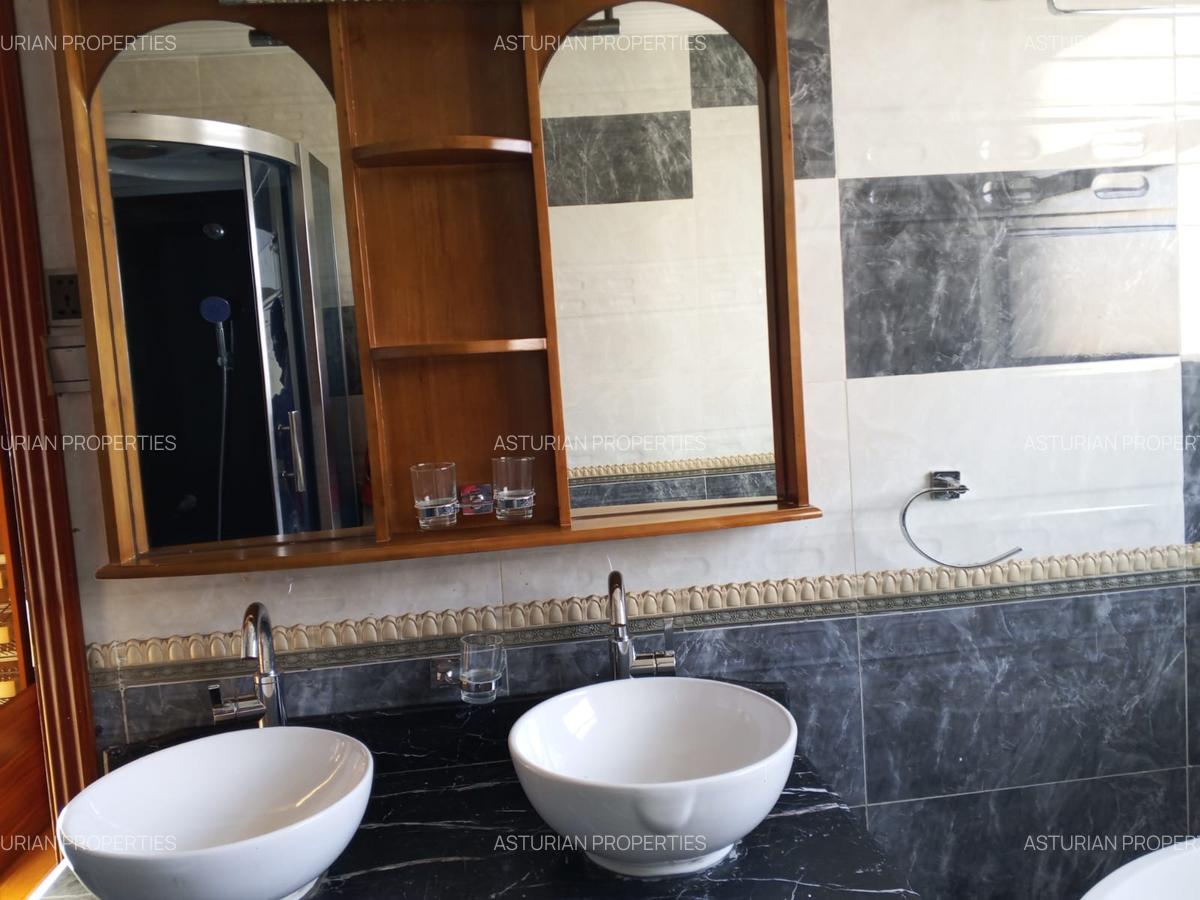 5 Bed Townhouse with En Suite in Lavington - 6