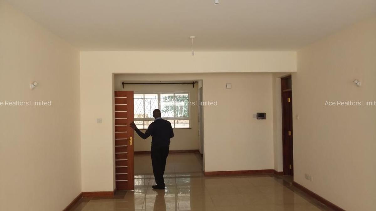 3 Bed Apartment with En Suite at City Park Parklands Nairobi - 14
