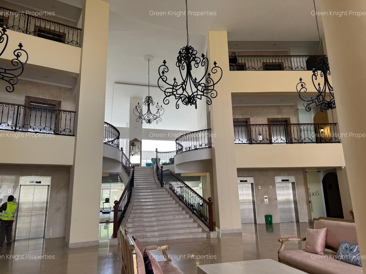 Serviced 2 Bed Apartment with En Suite in Westlands Area - 4