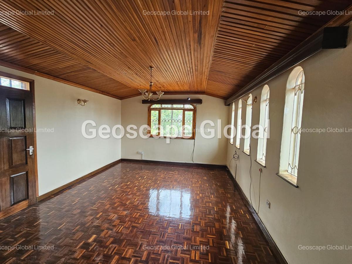 4 Bed House with En Suite in Runda - 13