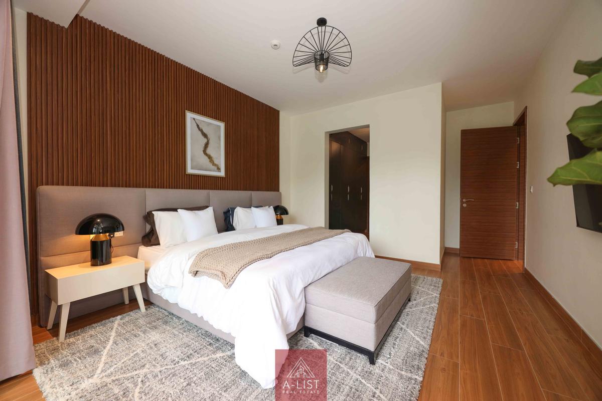 3 Bed Apartment with En Suite at Riverside - 9
