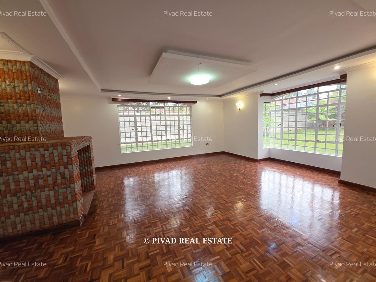 5 Bed House with Garden in Runda - 4