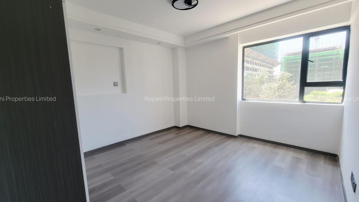 2 Bed Apartment with En Suite in Westlands Area - 12