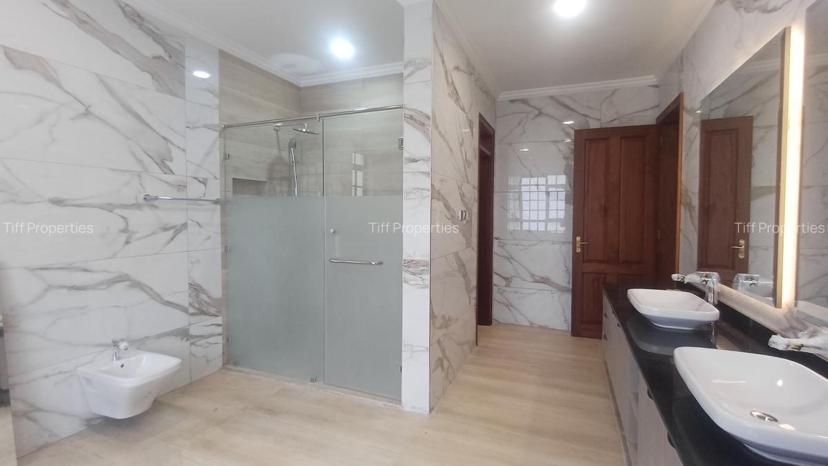 4 Bed Townhouse in Karen - 13