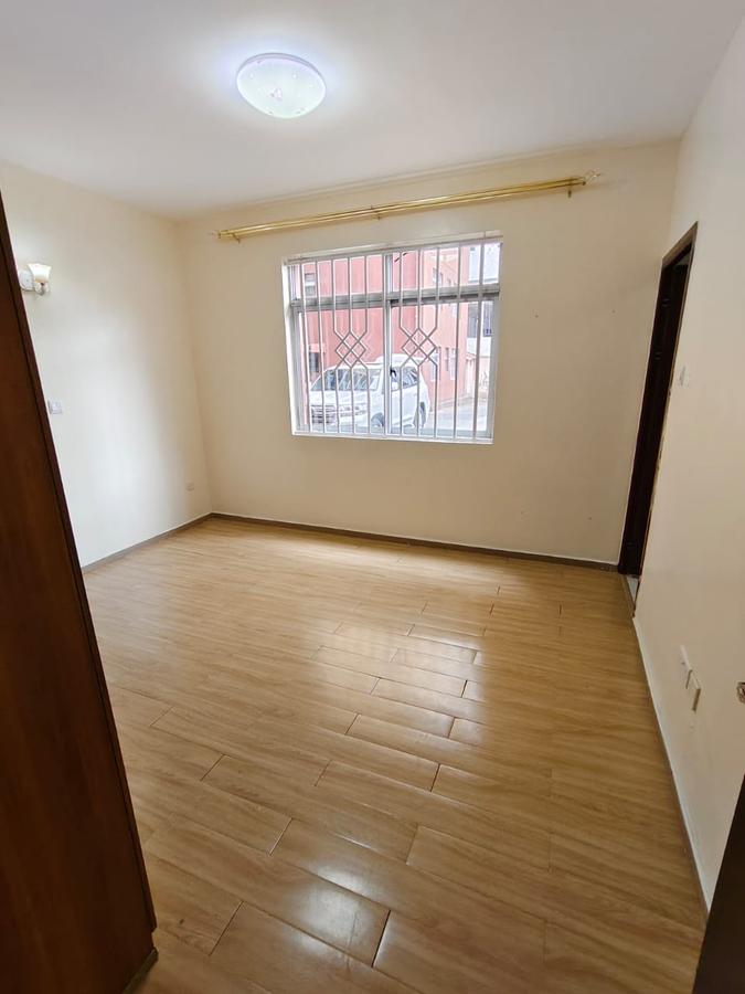2 Bed Apartment with En Suite in Kilimani - 6