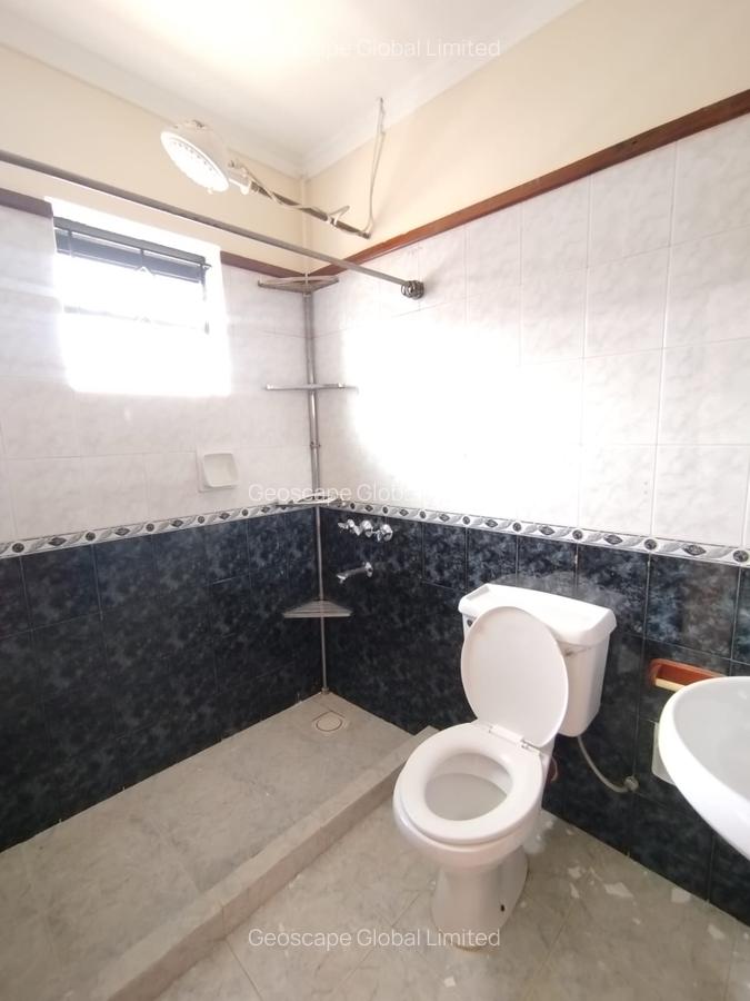 5 Bed House with En Suite in Runda - 7