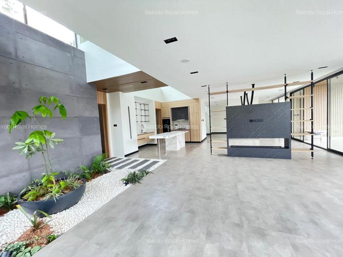 5 Bed Townhouse with En Suite at Mzima Springs - 2