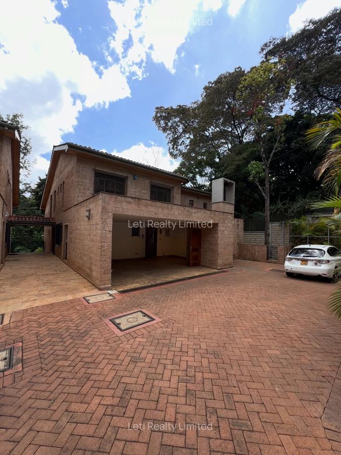5 Bed Townhouse with En Suite in Lavington - 17