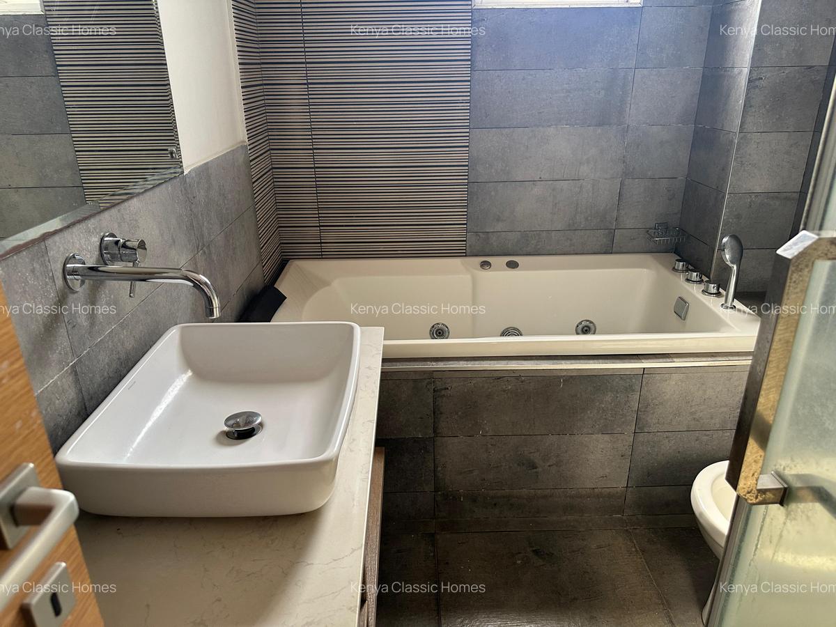 Serviced 2 Bed Apartment with En Suite at Kilimani - 6
