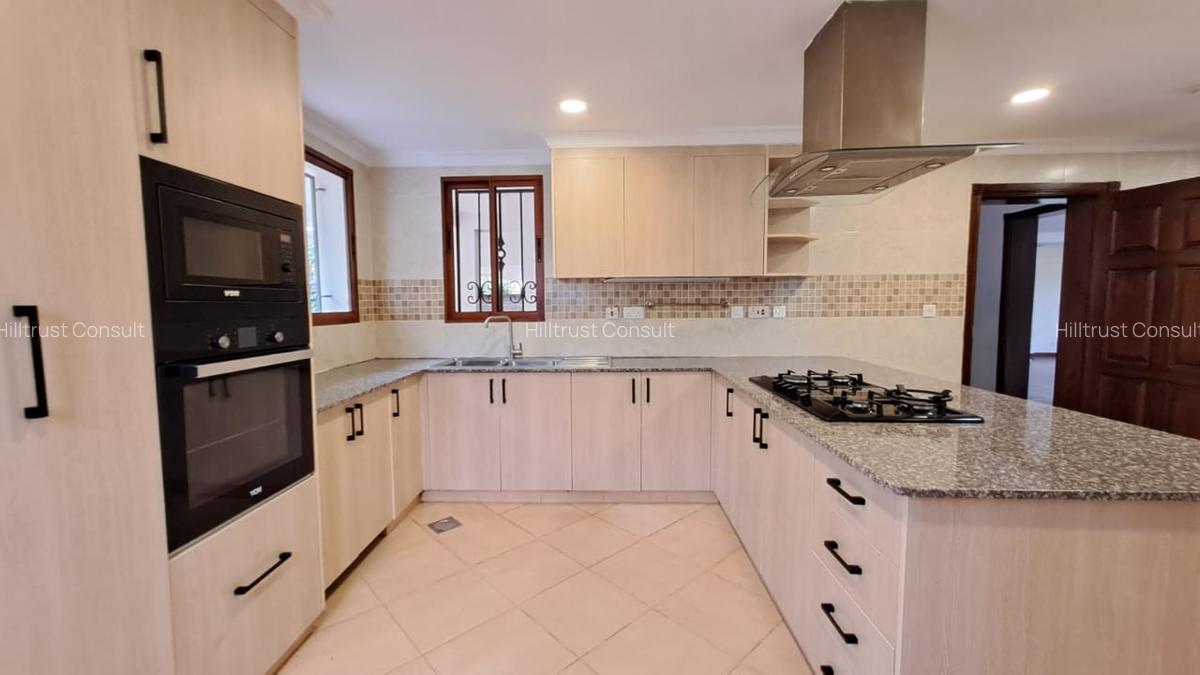 5 Bed Townhouse with En Suite at Shanzu Road - 13