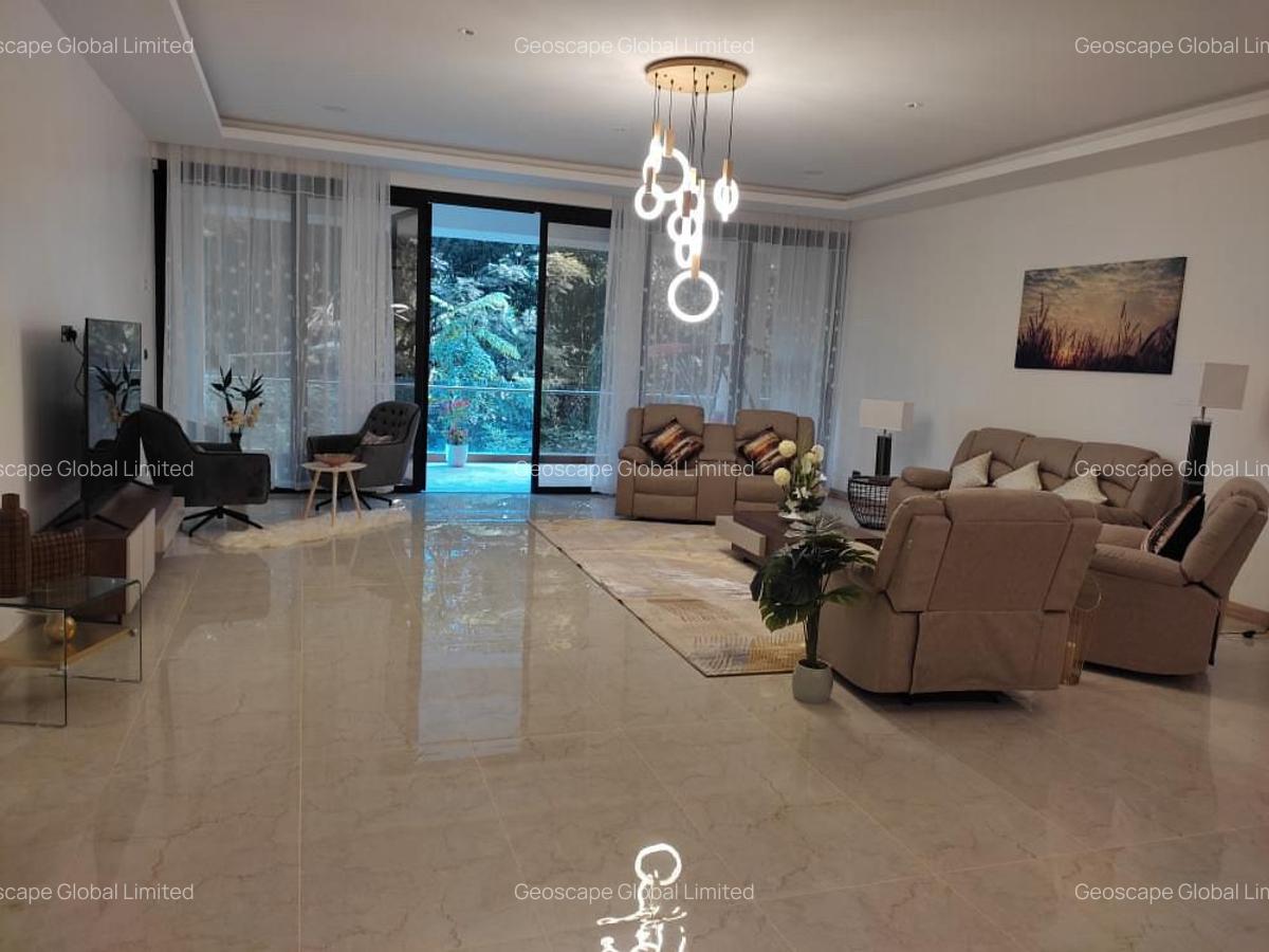 Furnished 4 Bed Apartment with En Suite in Spring Valley - 14