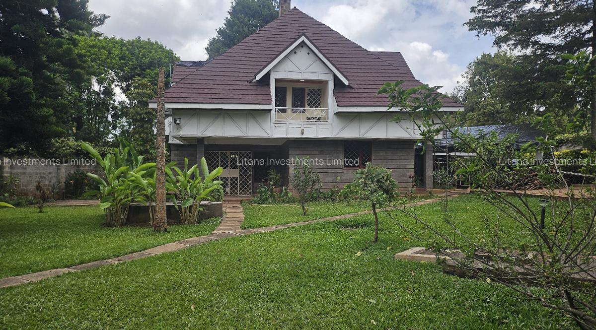 5 Bed House with En Suite at Old Runda - 9