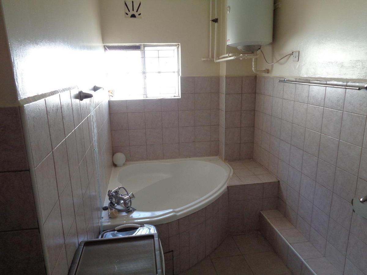 5 Bed Townhouse with En Suite at Maziwa - 14