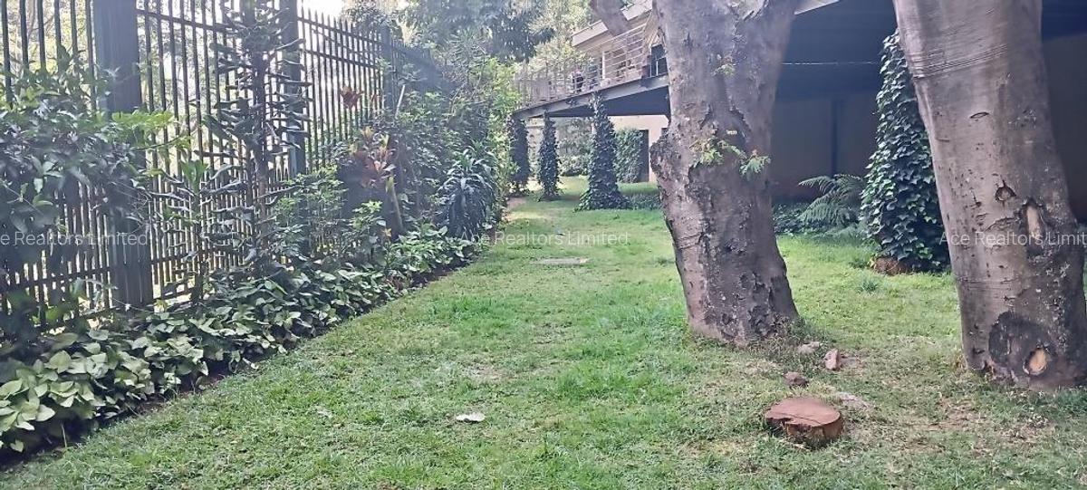 3 Bed Apartment with En Suite at 6Th Parklands - 16