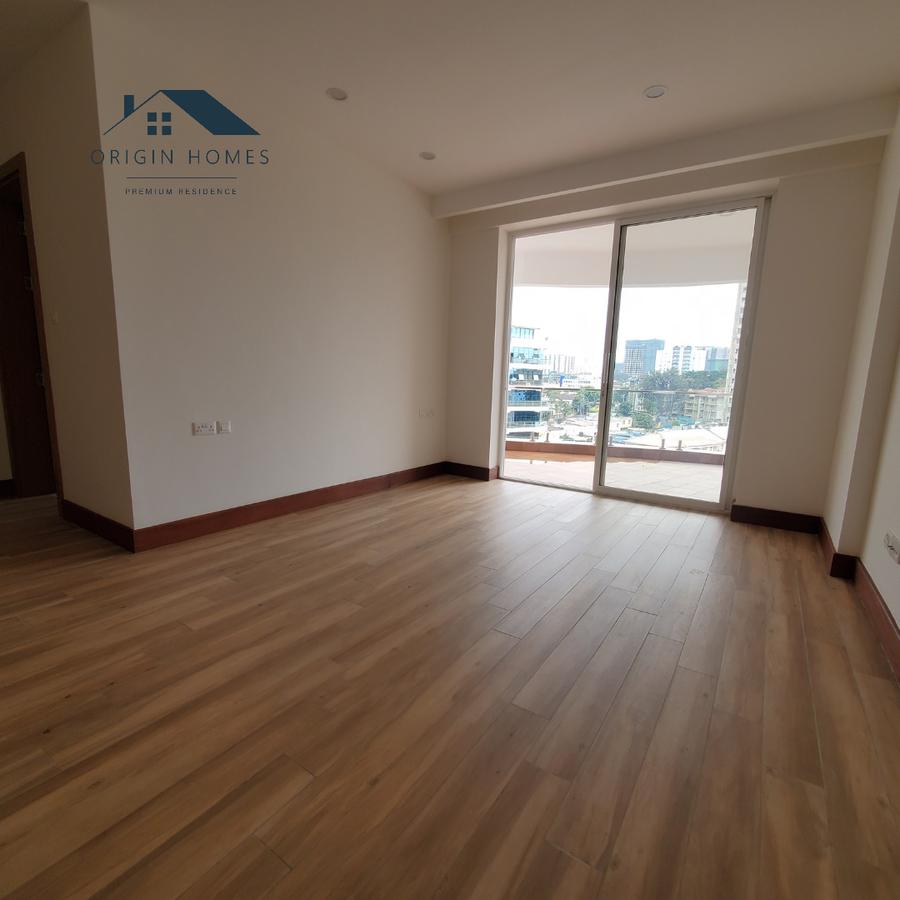 3 Bed Apartment with En Suite at Parklands - 14