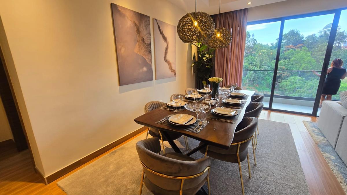 3 Bed Apartment with En Suite in Riverside - 14