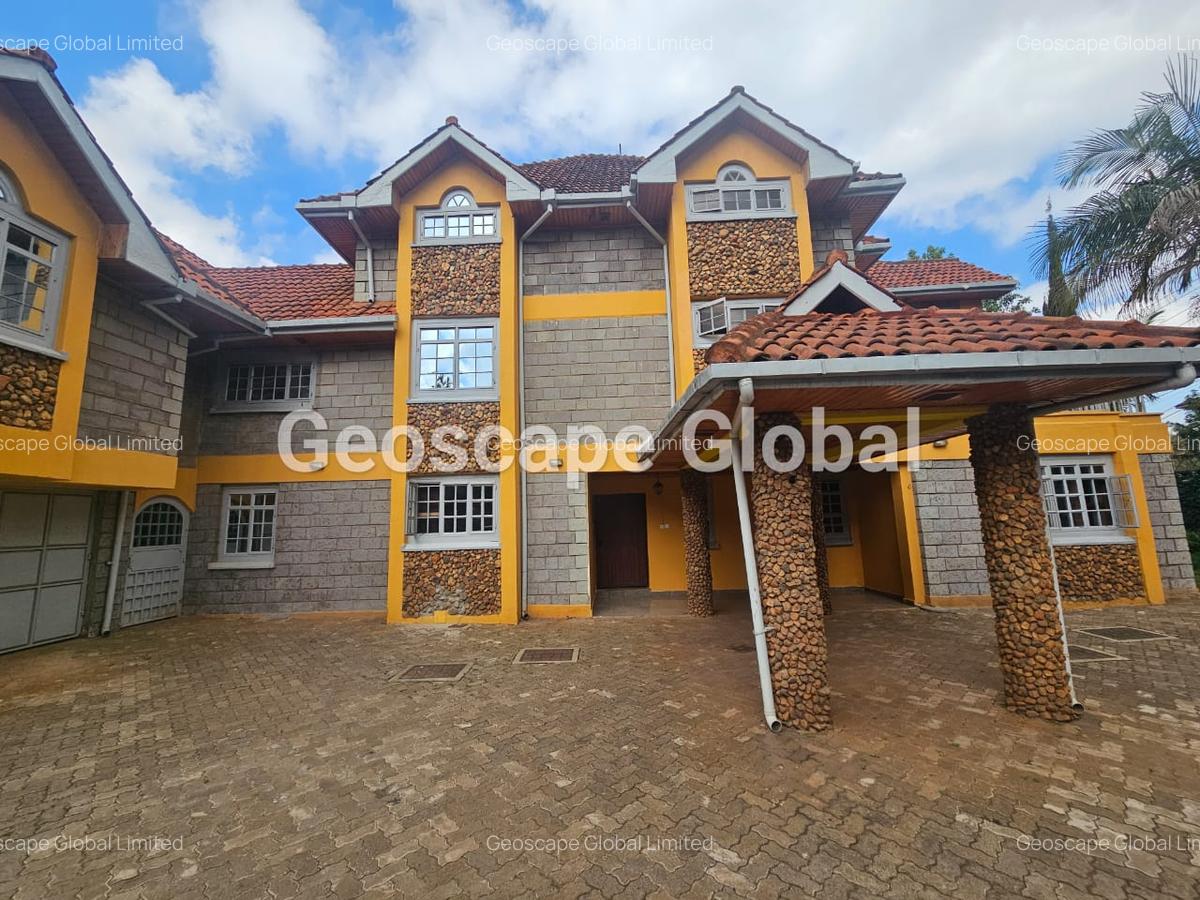 5 Bed House with En Suite in Runda - 3
