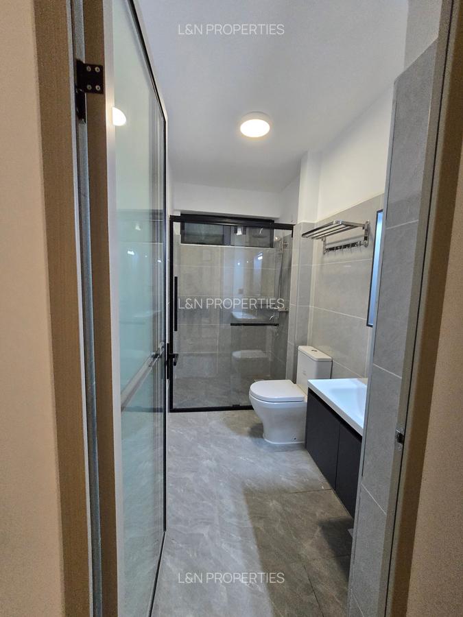 2 Bed Apartment with En Suite at Argwings Kodhek - 4