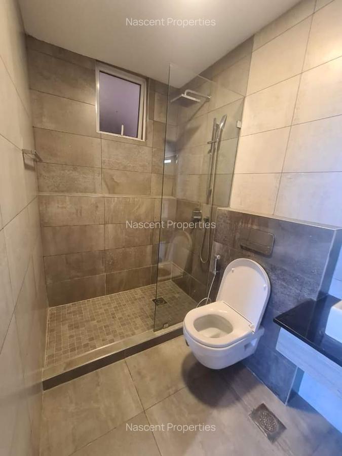 2 Bed Apartment with En Suite in Spring Valley - 4