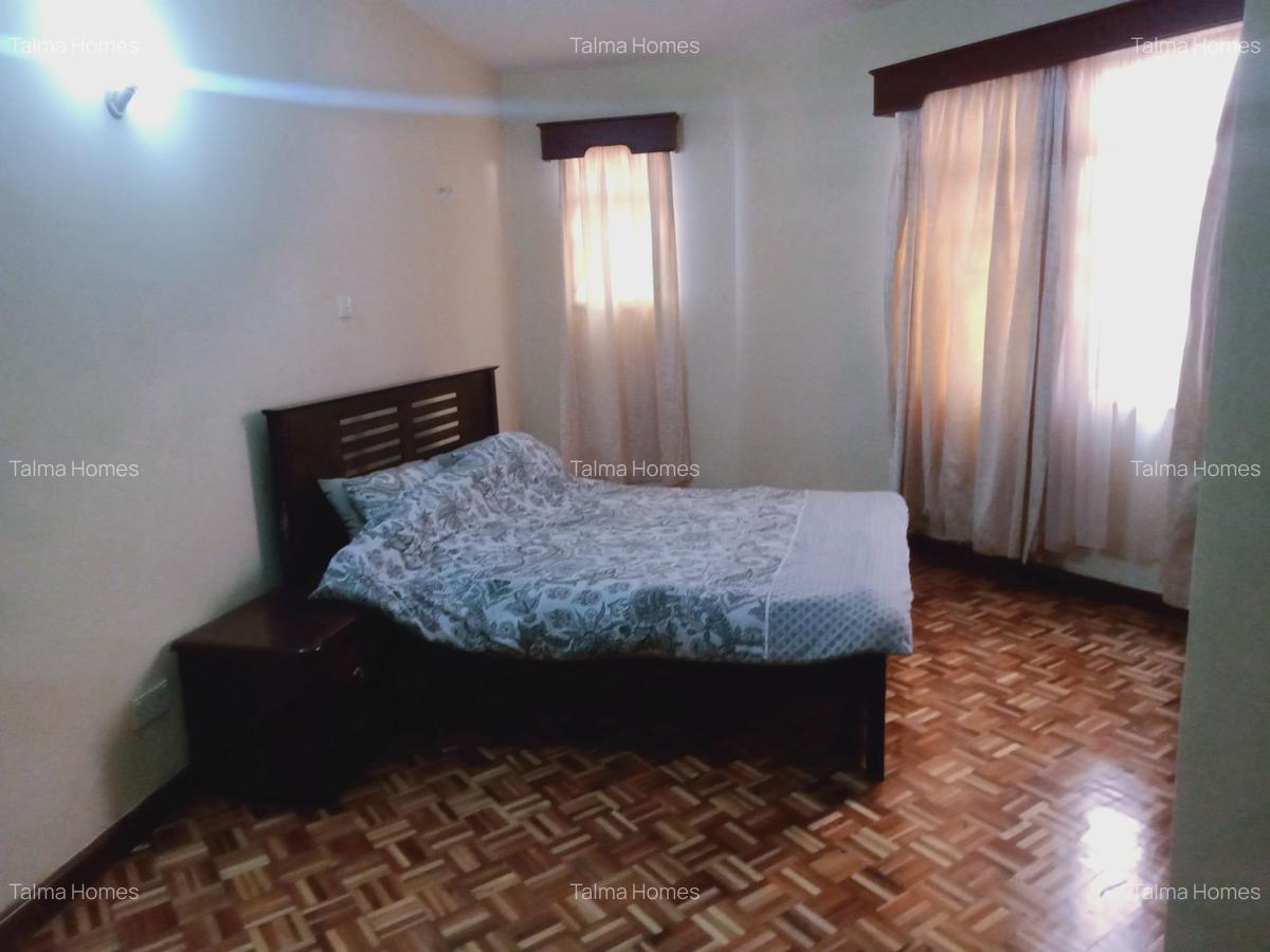 3 Bed Apartment with En Suite at Brookside Area - 6