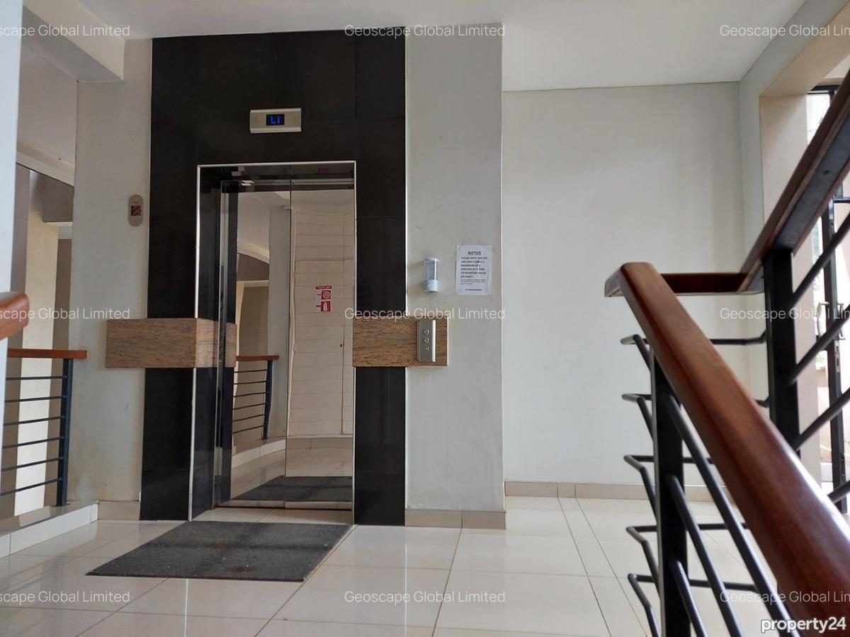 3 Bed Apartment with En Suite in Westlands Area - 17