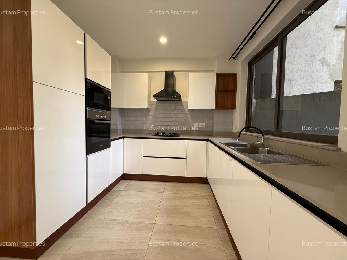 2 Bed Apartment with En Suite in Westlands Area - 14