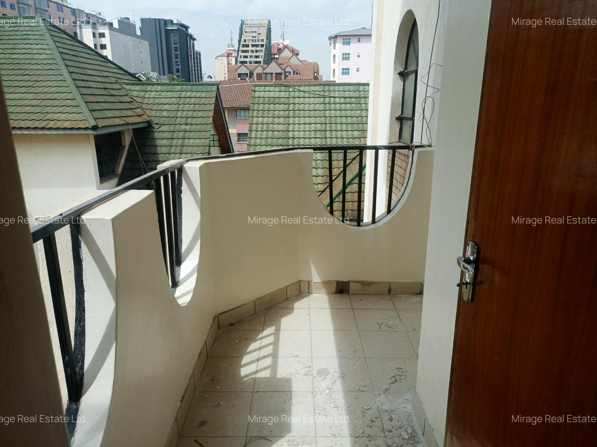 Commercial Property with Service Charge Included in Kilimani - 6