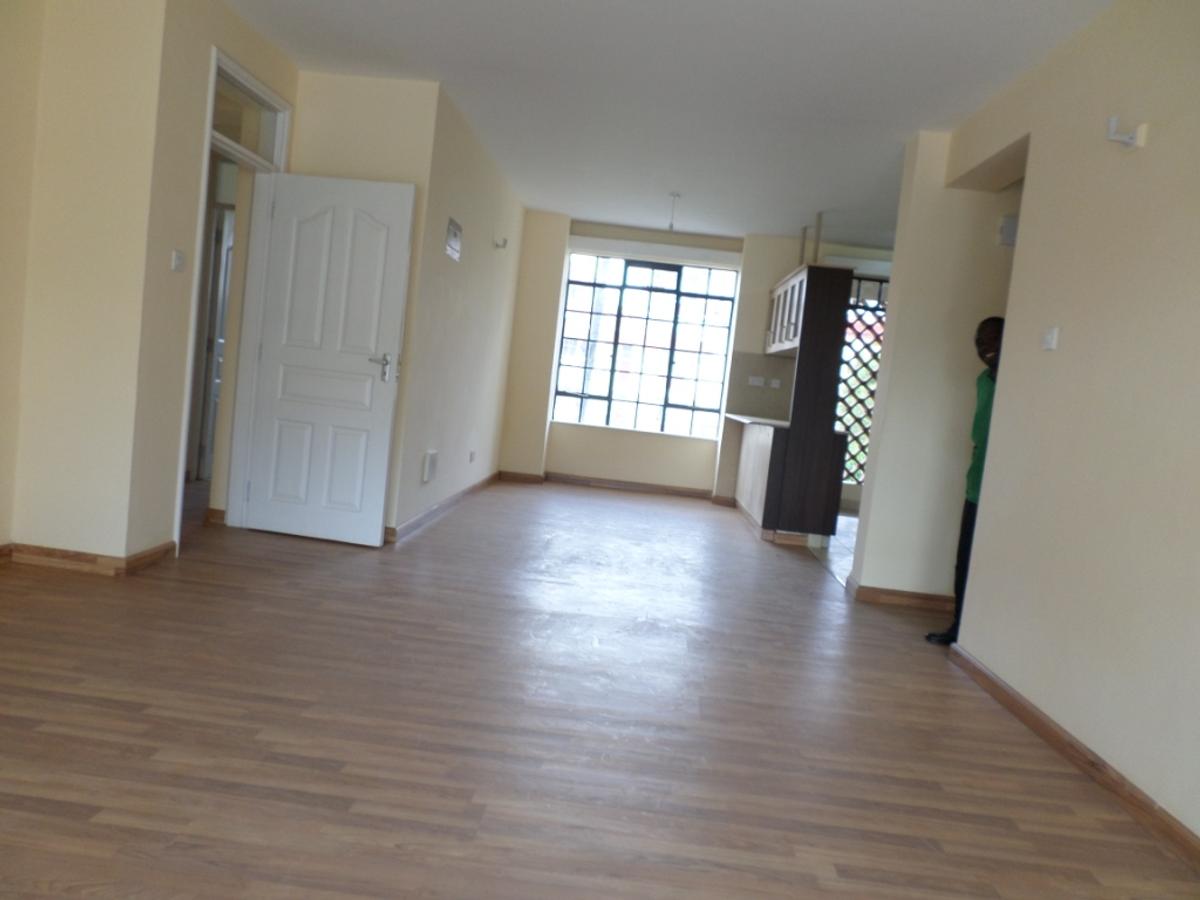 3 Bed Apartment with En Suite at Lavington - 7